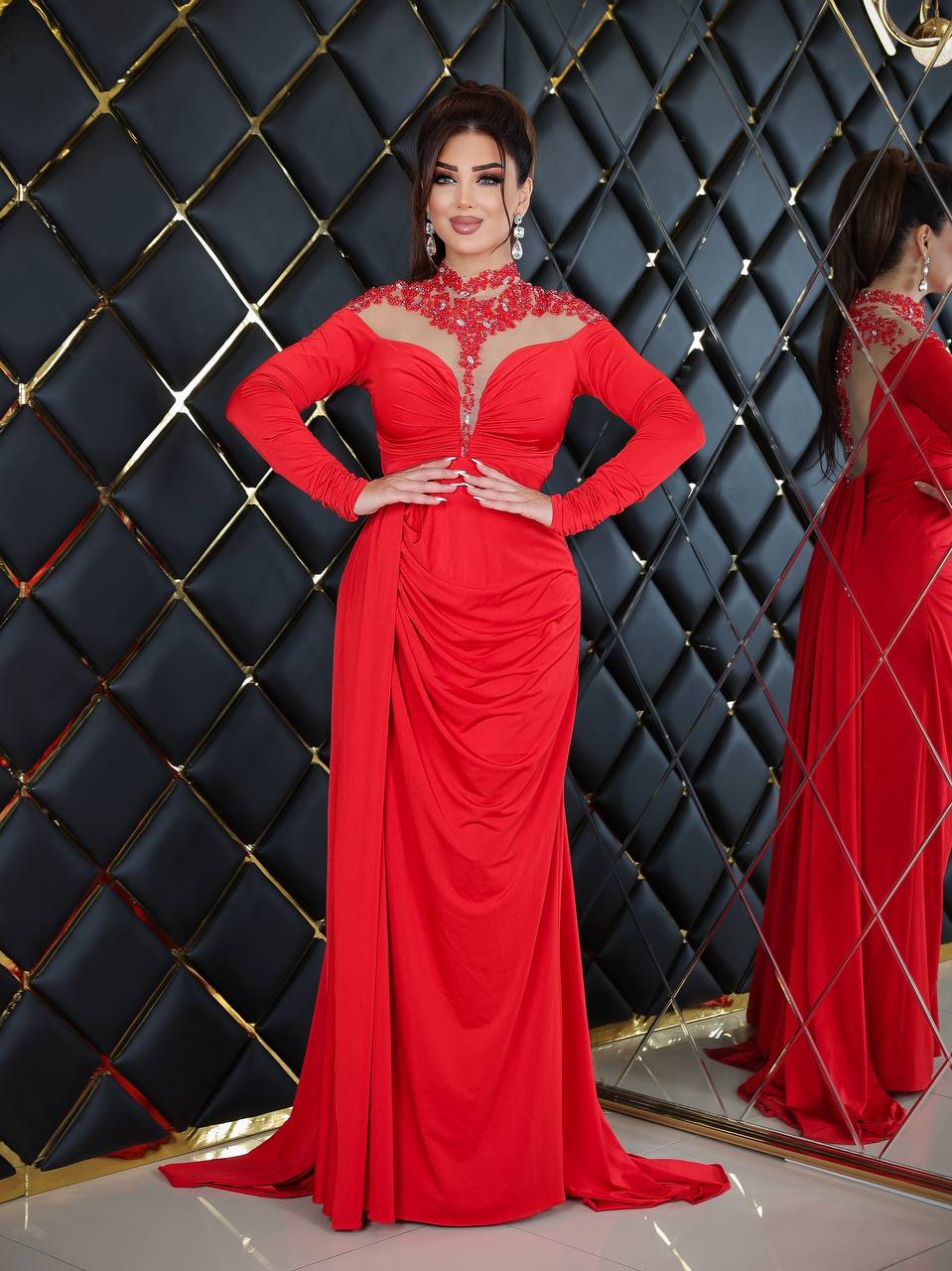 Scarlet Elegance Embellished Evening Gown (📹)