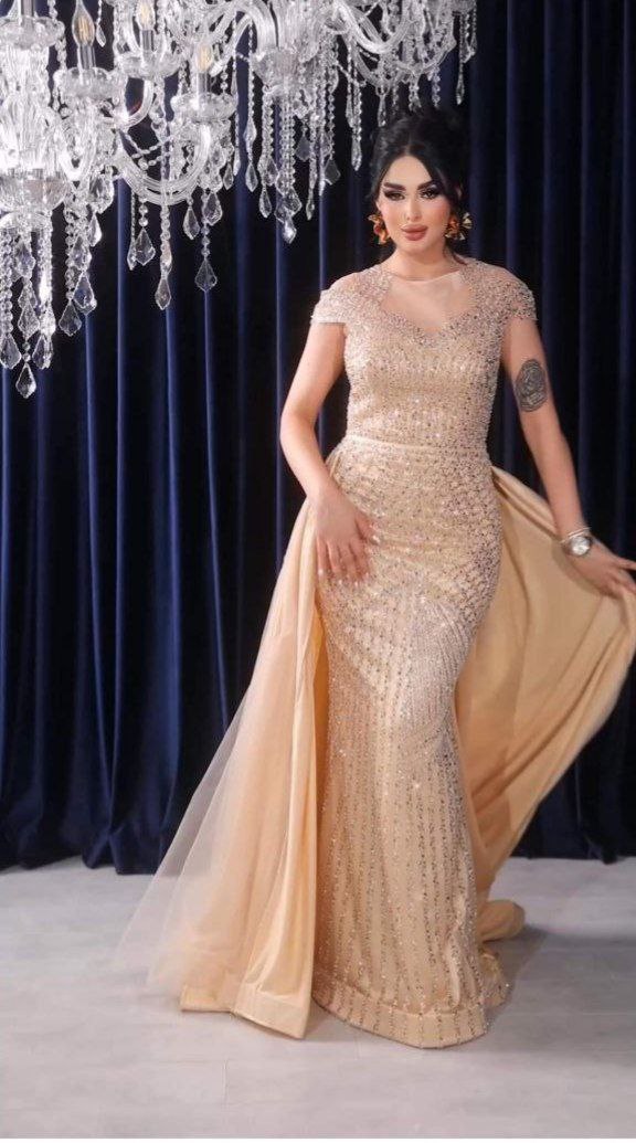 Crystal Glamour Beaded Evening Gown(📹)