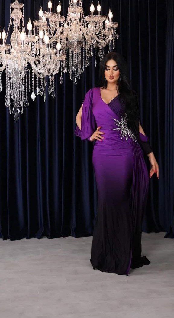 Elegant Draped Crystal Beaded Evening Gown (📹)