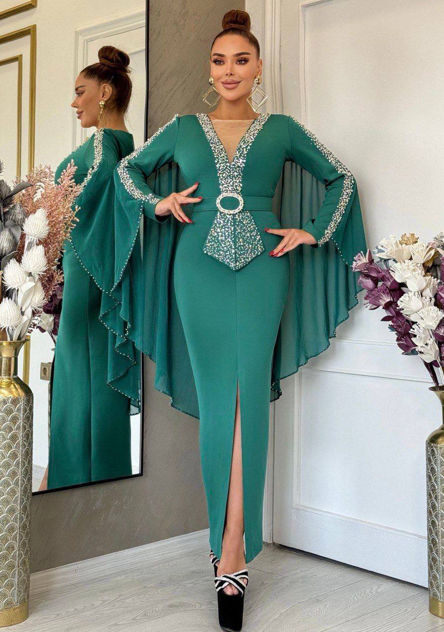 Regal Embellished V-Neck Cape Evening Gown with Beaded Waist Accent (📹)