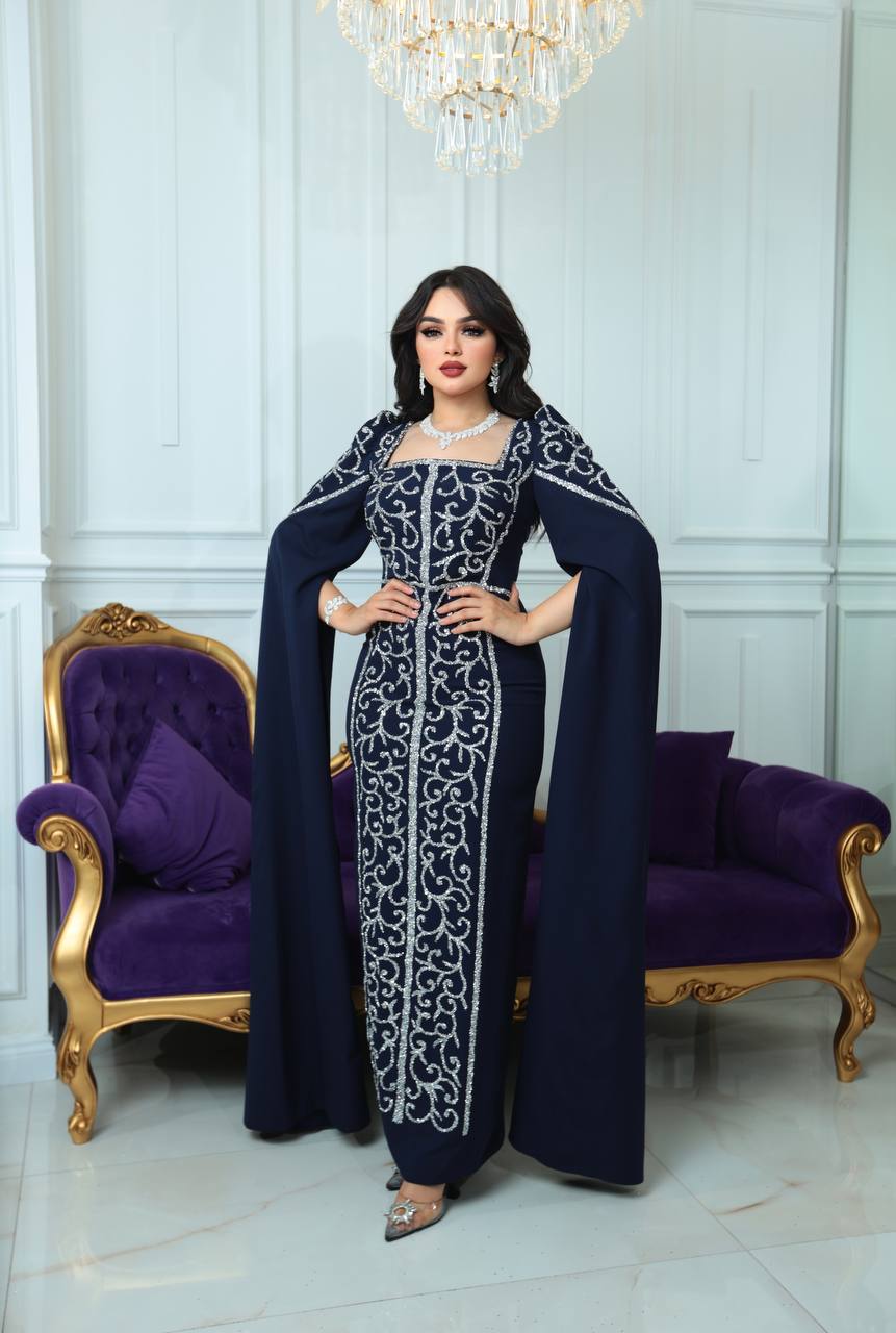 Elegant Evening Gown with Cape Sleeves(📹)